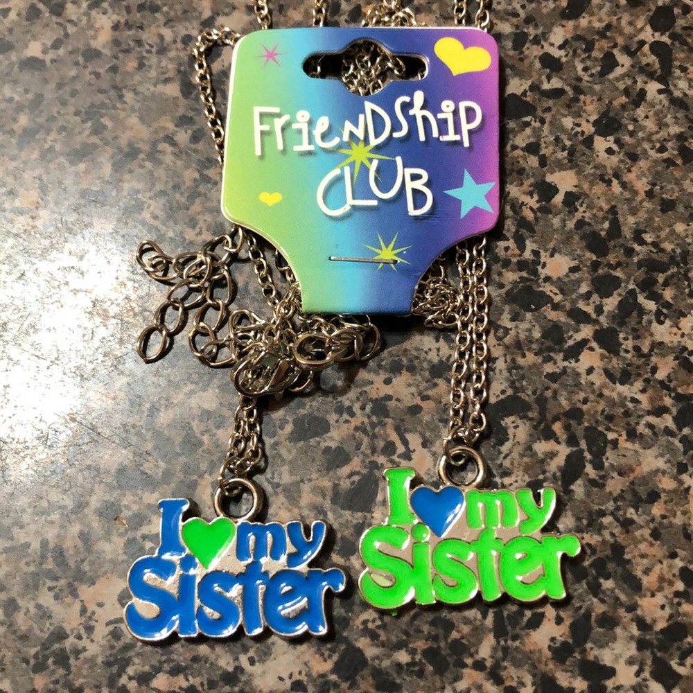 🆑 I love my sister necklace set